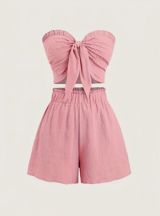 Simple, beachy style, romantic seaside. Date outfit featuring a top with gathered details and shorts, a two-piece set for women.
