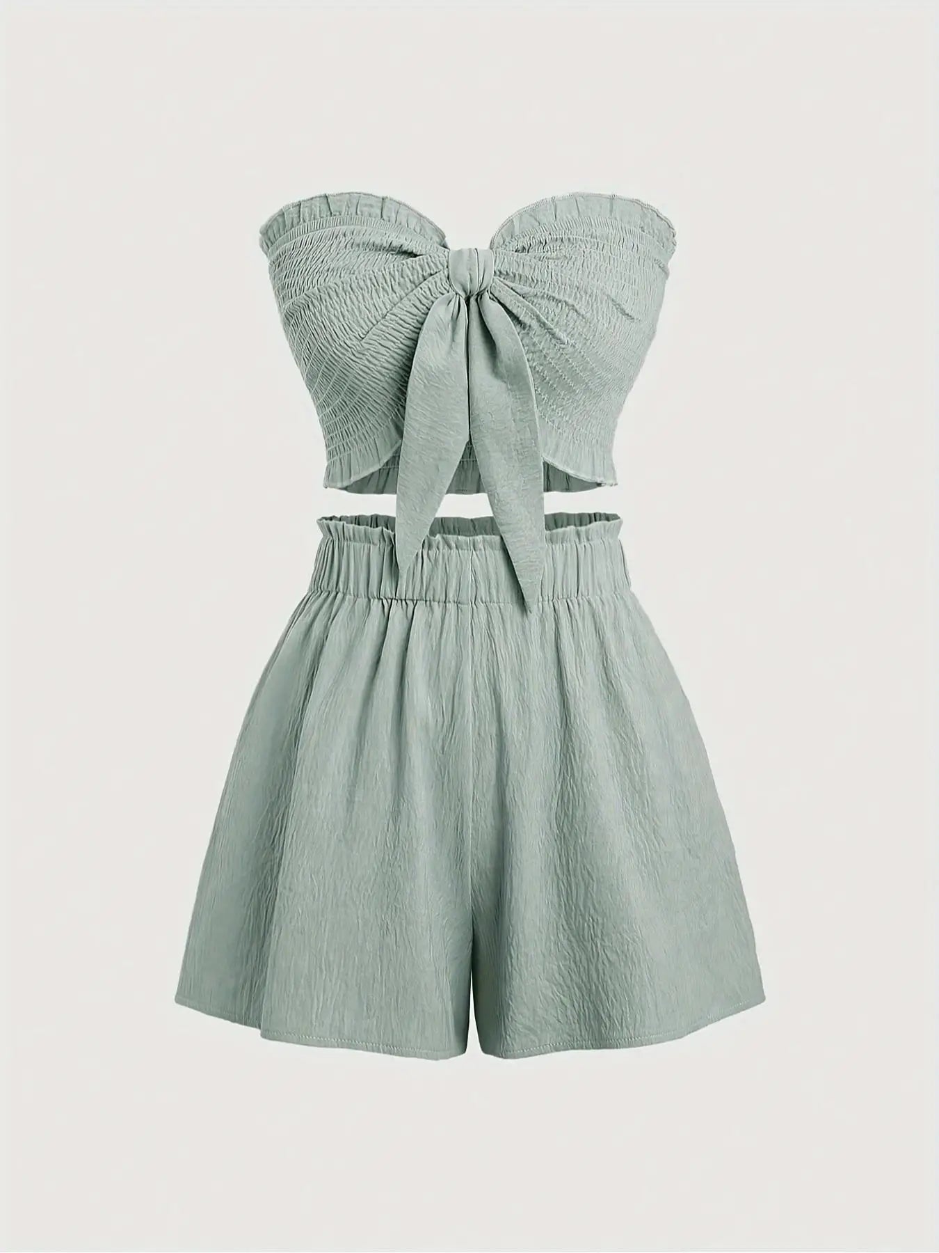 Simple, beachy style, romantic seaside. Date outfit featuring a top with gathered details and shorts, a two-piece set for women.