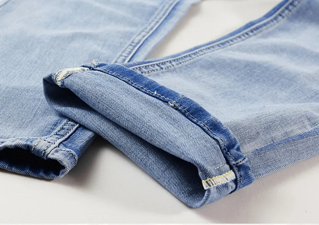 Slim-Fit Men's Denim Business Outfit Two Pieces of Comfortable Stretch Fabric for Everyday Use, Dark Blue Simple Design