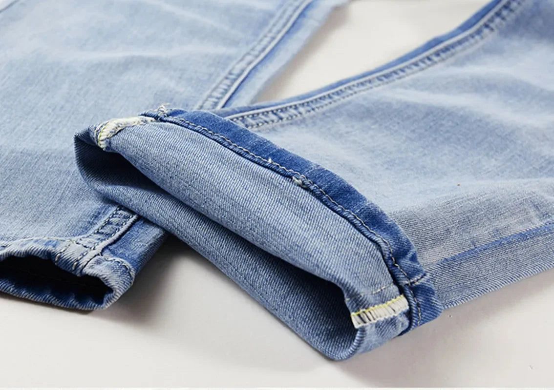 Slim-Fit Men's Denim Business Outfit Two Pieces of Comfortable Stretch Fabric for Everyday Use, Dark Blue Simple Design