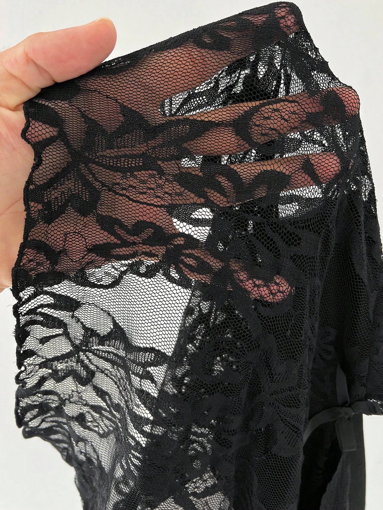 Black Lace V-Neck Long Sleeve Crop Top Women Streetwear Y2K Boho Western Festival Tee
